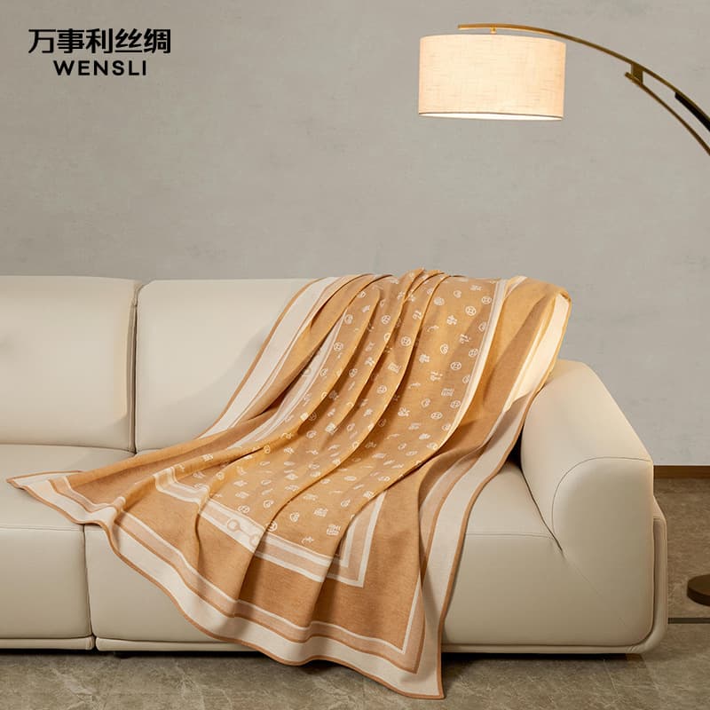 Wensli Silk Mulberry Silk Soft Comfortable Warmth Skin Care High-end Yarn Fortune Blanket