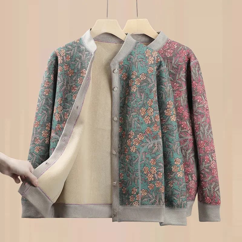 Middle-aged and elderly new style knitted sweater coat, grandma's winter wear, fleece-lined thick top, mother's wear, mother's clothing.