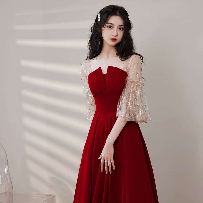 French-style Toast Dress Bride Wedding 2026 New Model Engagement Return Home Dress Daily Wear Petite Gown