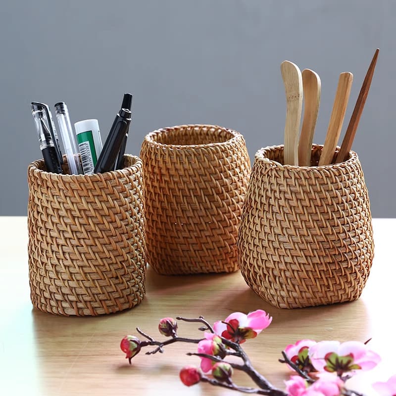 Vietnamese Handwoven Autumn Rattan Tea Accessories Storage Stationery Makeup Brush Holder Calligraphy Brush Holder Decorative Organizer