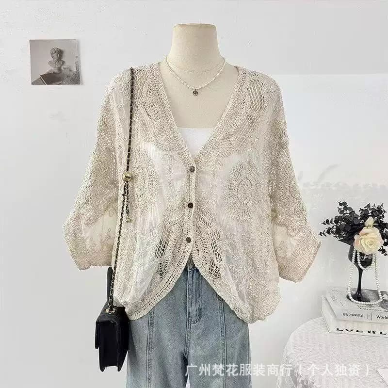 Cotton Knit V-Neck Hollow Cardigan Sun Protection Outerwear for Women, Short Length Long Sleeve Slim Fit Small Fragrance Style Single-Breasted Cover-Up