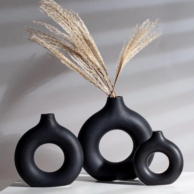 Black ceramic vase ornaments living room flower arrangement dried flowers modern coffee table dining table TV cabinet creative donut flower vessel
