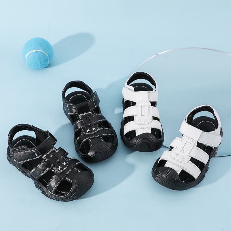 Genuine Leather Boys' Sandals Summer 2025 New Style Toddler Kids Closed Toe Soft Sole Children's Beach Shoes