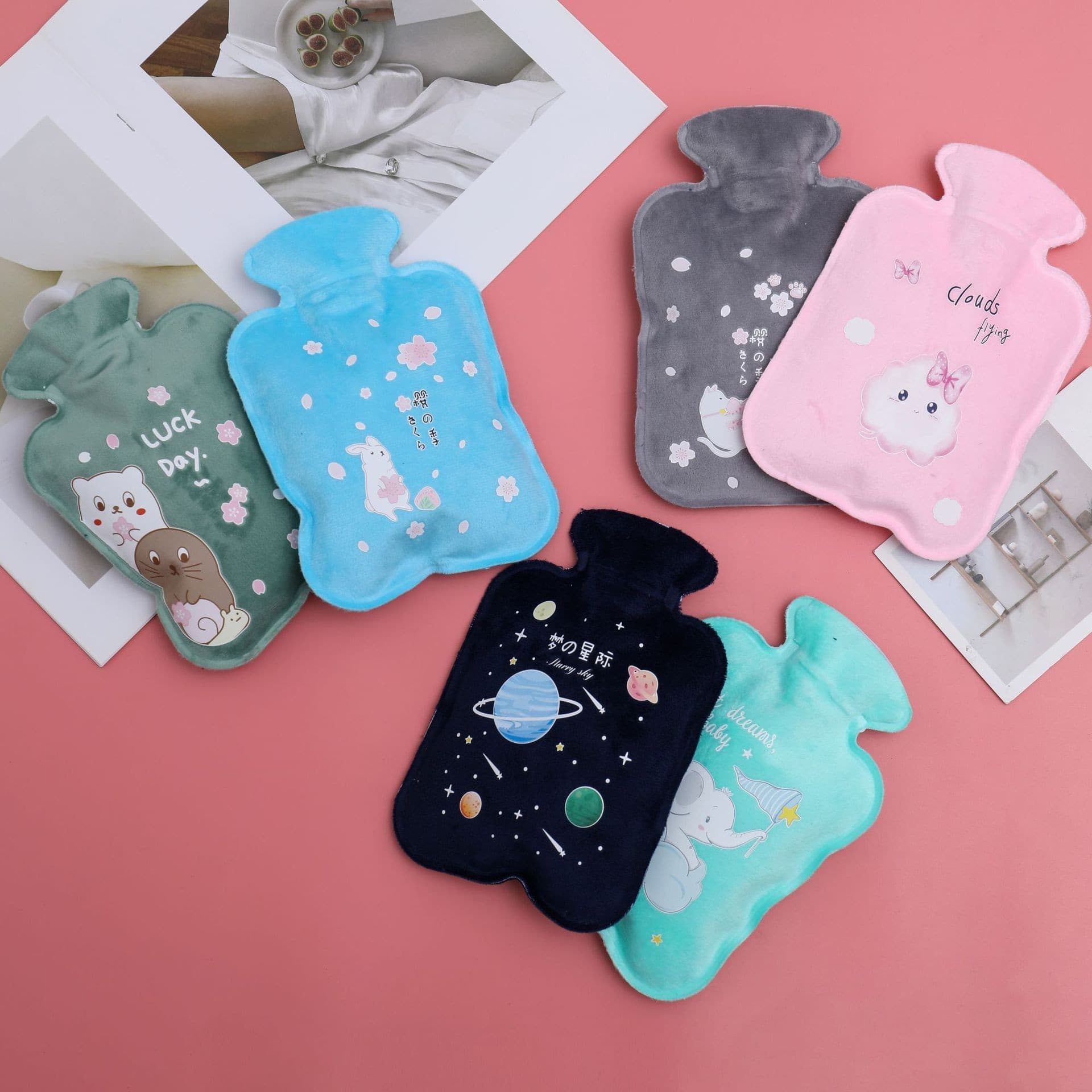Short plush refillable hot water bag mini PVC hand warmer customizable patterns warm water bag wholesale winter essential cute