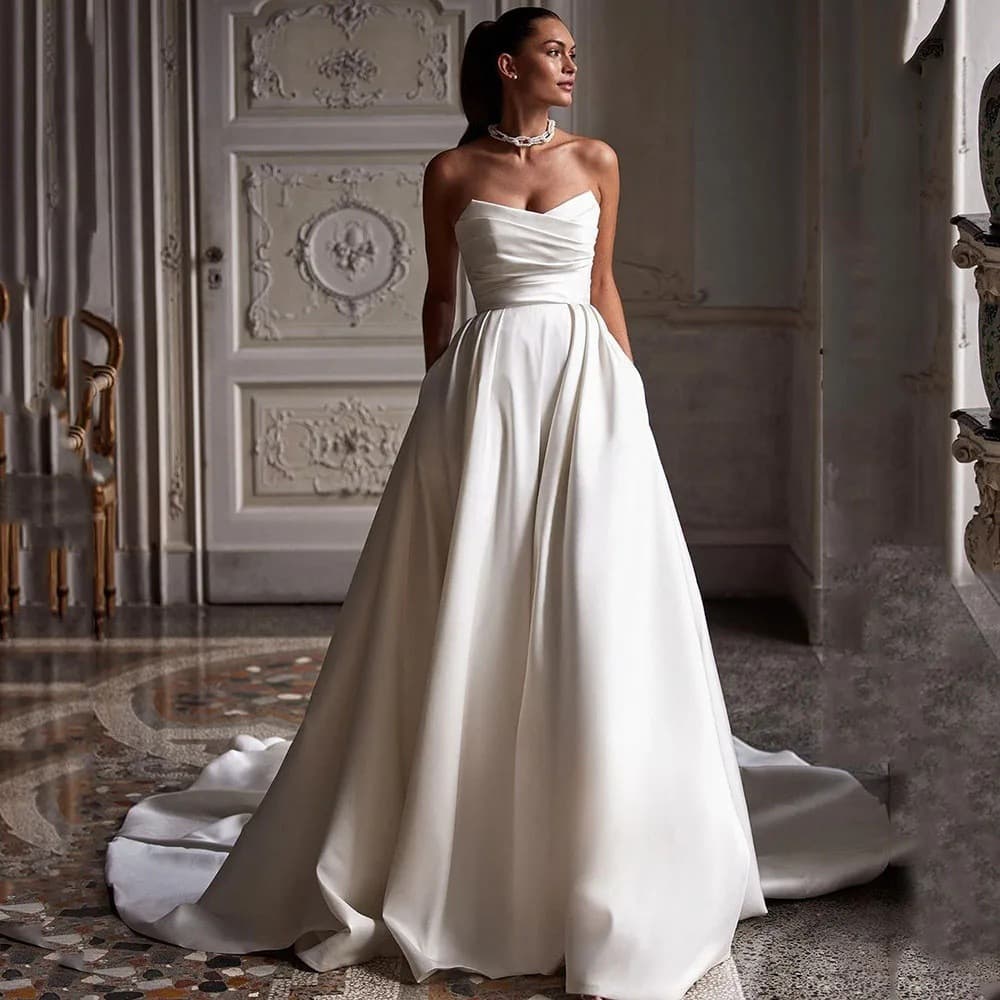 Cross-border trade strapless bridal main wedding dress white train fairy wedding gown luxury light luxury new style dress niche