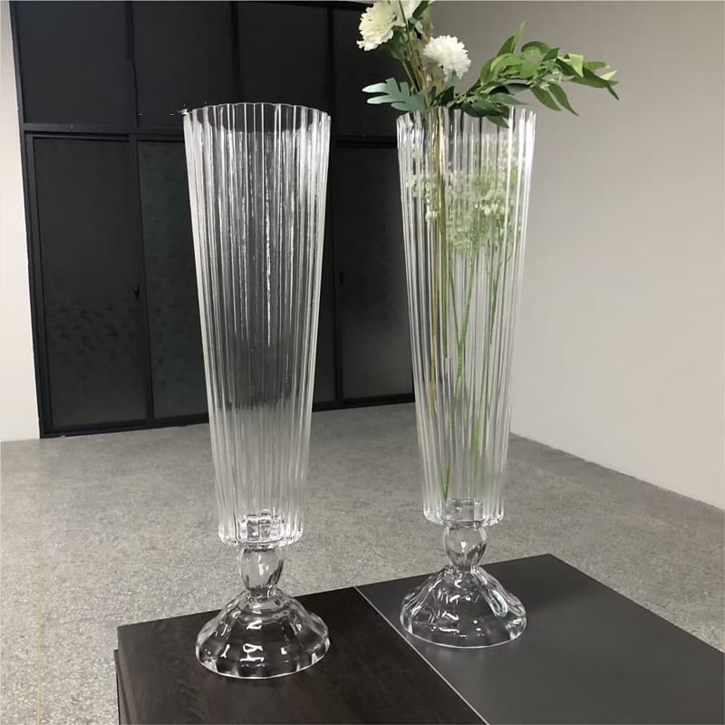 European Vintage Ins Style Vertical Pattern Stemmed Red Wine Glass Champagne Glass High Appearance Glass Vintage Stemmed Glass Series
