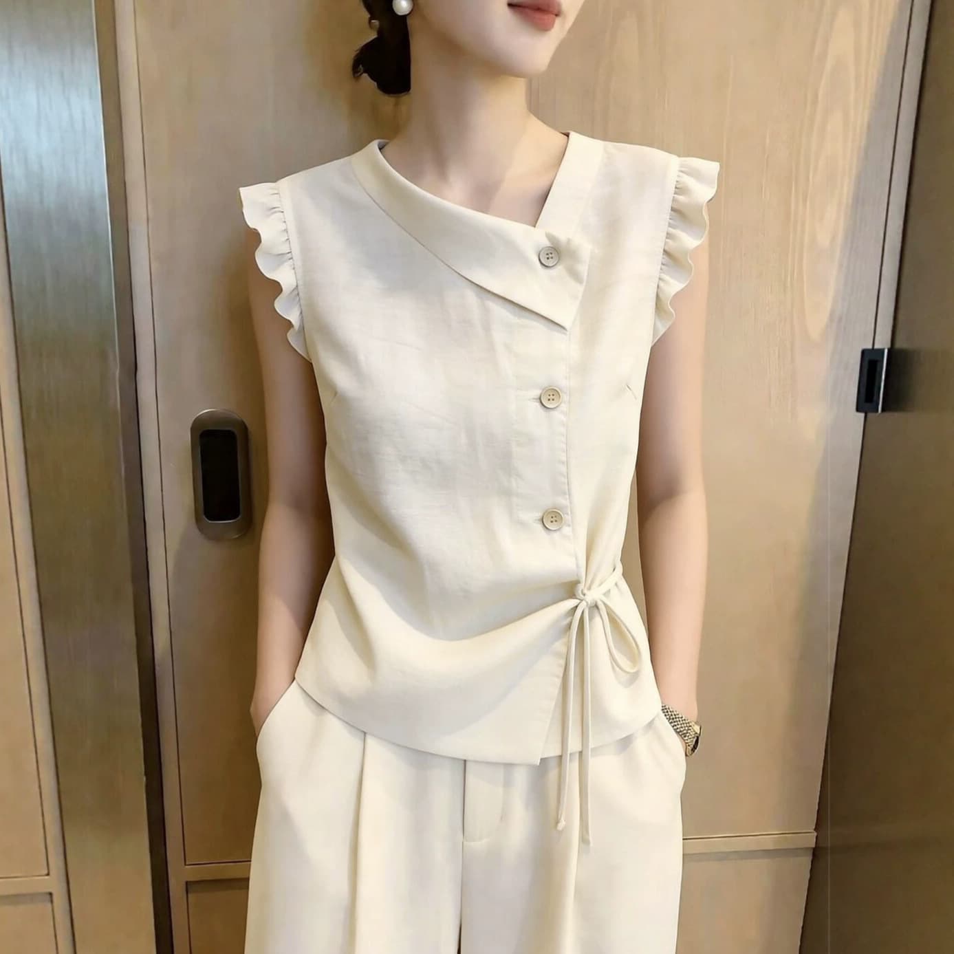2026 Summer New Arrival French Design Niche Fashionable Elegant Women's Top, Unique, Beautiful, Super Stylish