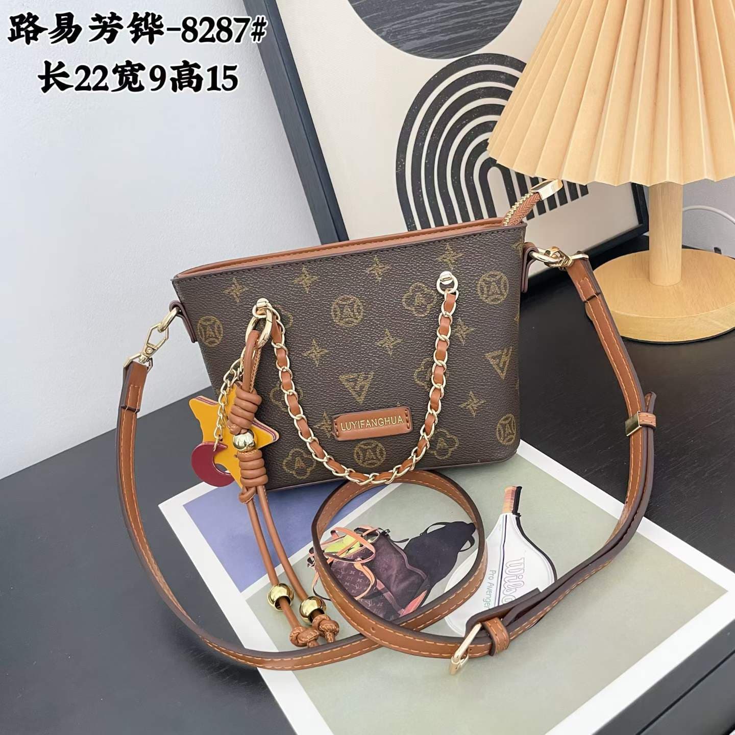Luyi Fanghua Cross-border Hot-selling Women's Bag 2026 New Letter Print Shoulder Crossbody Bag Handbag bags Wholesale