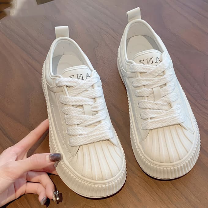 Shell Head White Sneakers for Women, Ins Korean Style Student Athletic Shoes for Spring and Autumn, Chunky Platform Casual Shoes, Versatile Leisure Shoes