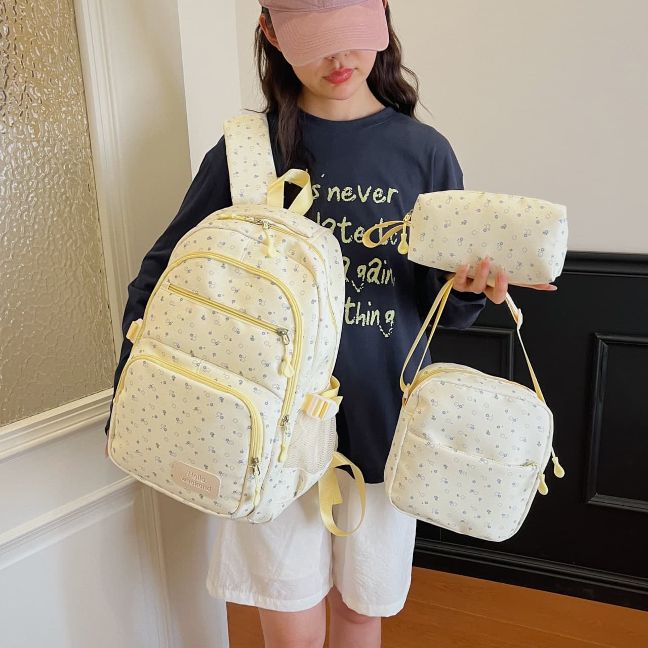 2026 new trendy and versatile fashionable commuter student backpack for class, high-looking niche polka dot multi-layer bag
