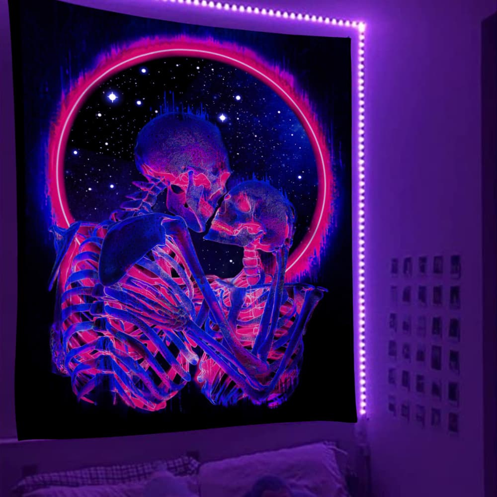 Couple Skulls Kissing Fluorescent Tapestry UV Black Light Tapestry Wall Hanging for Cross-Border Hot Sale