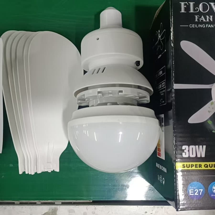 New LED Fan Light Smart Remote Integrated Ceiling Fan Light Dimmable E27 Screw Base Home Silent Fan Light