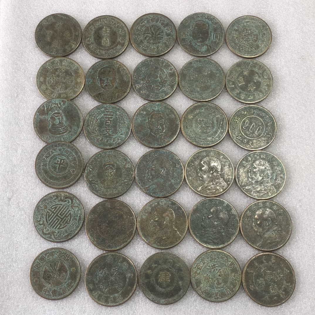 Antique miscellaneous imitation ancient aged Qing dynasty and Republic of China copper plate green rust copper coin diameter 39mm, 30 pieces not repeated