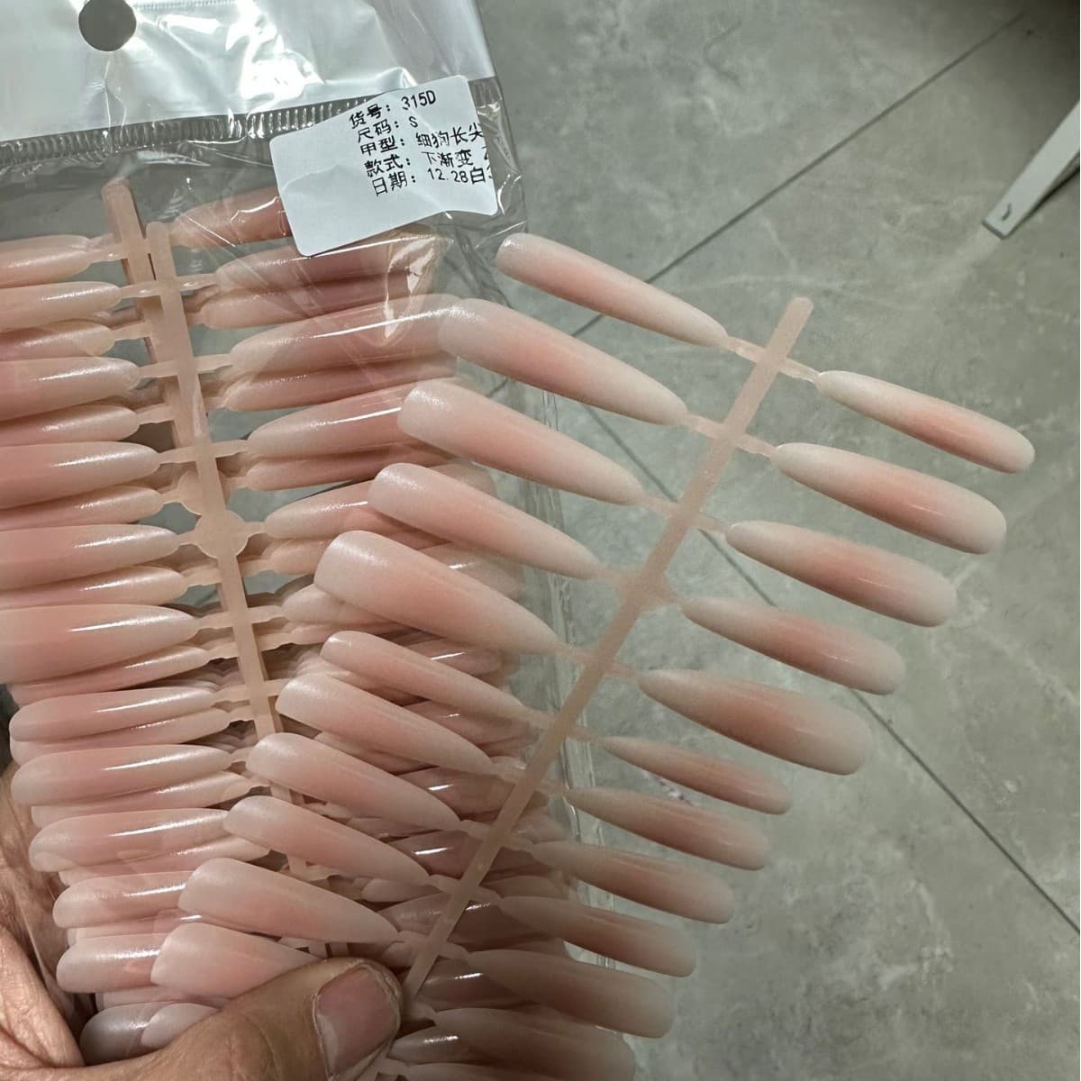 Manicure prefabricated nail pieces smudged gradient blush handmade wearable nails semi-finished products wholesale factory ready stock