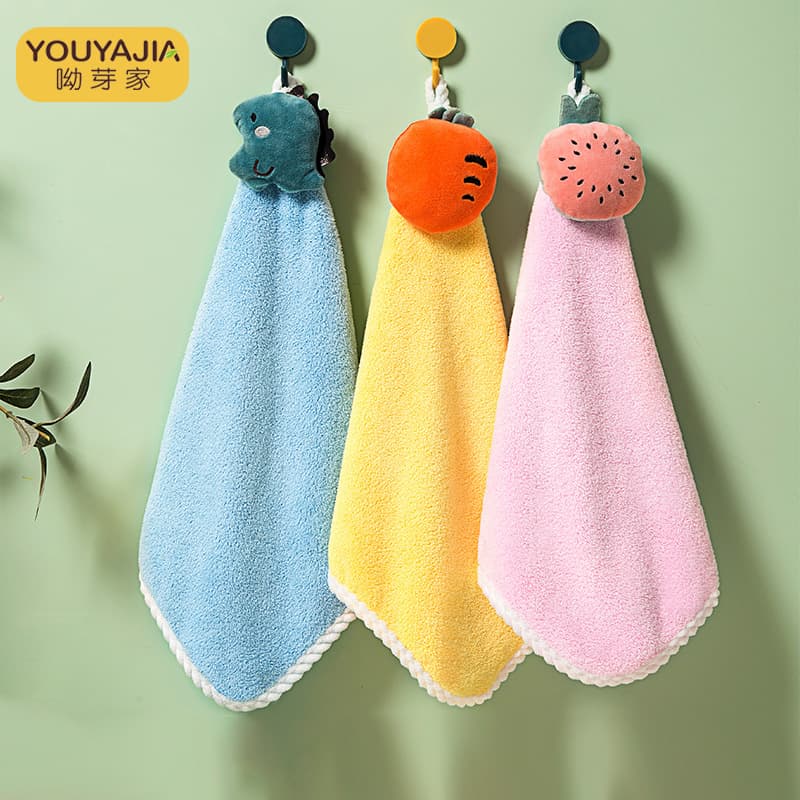 Hangable Odor-Resistant Hand Towel, Kitchen Bathroom Absorbent Quick-Dry Cartoon Coral Fleece Children's Small Towel Wholesale