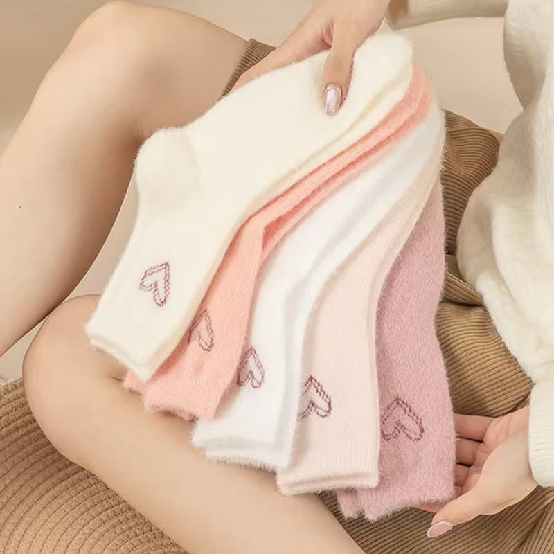 Women's Mid-Calf Socks for Autumn and Winter, Thickened Mink Fur Velvet Heart Print Sleep Floor Socks, Warm Long Socks