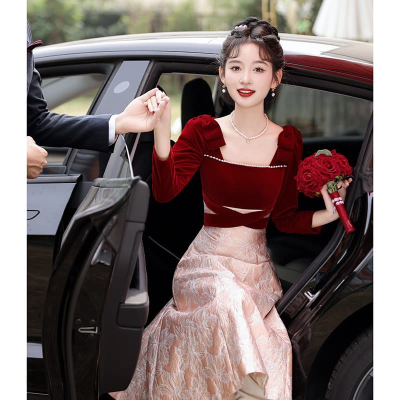 Elegant square-neck bridal gown for toasting, suitable for petite brides, perfect for engagements and homecomings, a high-end new style for spring and autumn.