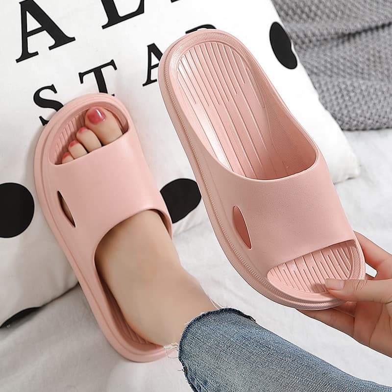 Women's EVA slippers with a "walking on poop" feel, suitable for home use in the bathroom, men's indoor and outdoor non-slip shower slippers, trendy for couples.