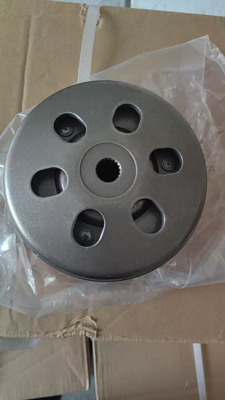 Factory Direct Motorcycle Engine Parts Pulley Driven Wheel GY6-125/150