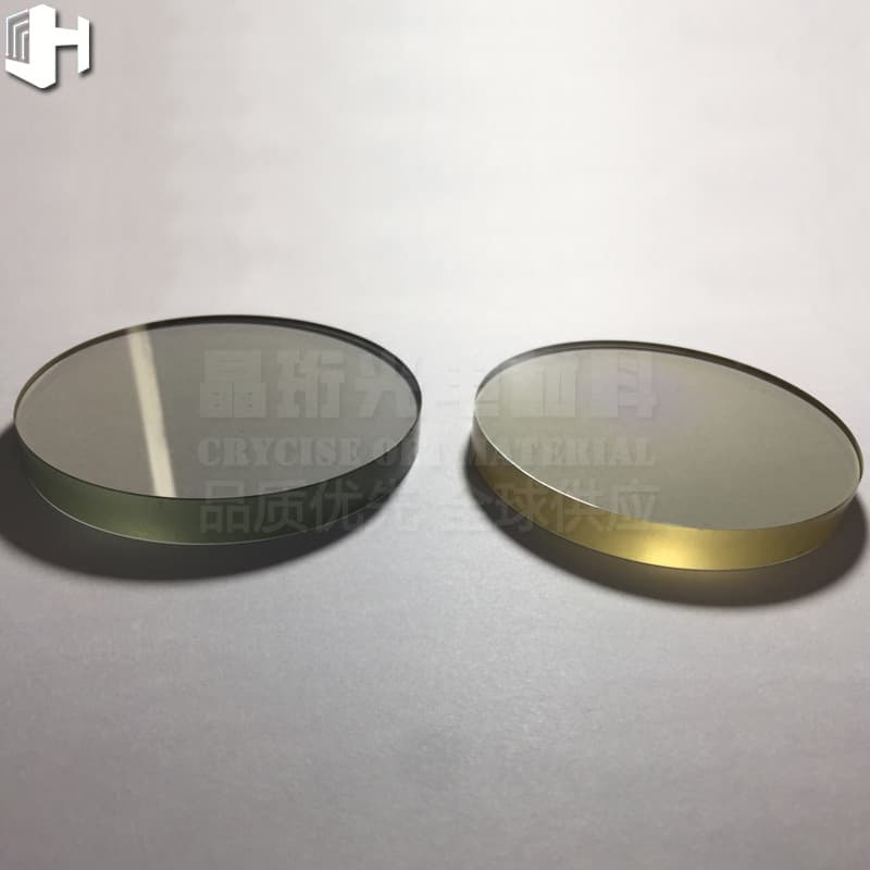 Jingheng material, SiC (silicon carbide) single crystal substrate, used in university research laboratories.