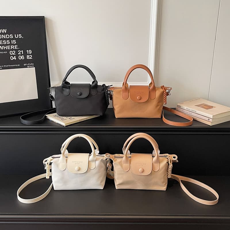 Korean Trendy Niche Design Nylon Women's Bag, Spring Summer Retro Handheld Small Square Bag, Versatile Shoulder Crossbody Dumpling Bag