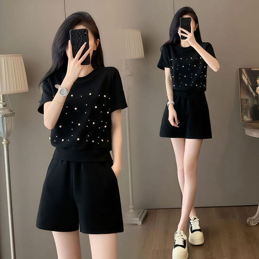 Petite Casual Two-Piece Set for Women, Summer Fashionable Slimming Gray Beaded Top with High-Waist Shorts Sporty Set