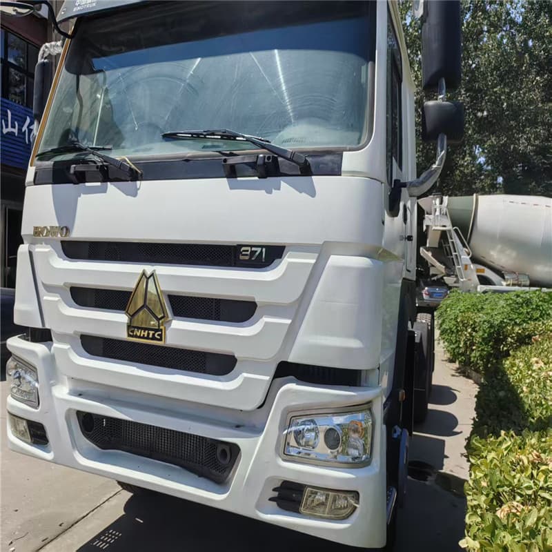Used HOWO Tractor Head Sinotruk HOWO Tractor Head HOWO Used Tractor Head 371 HP