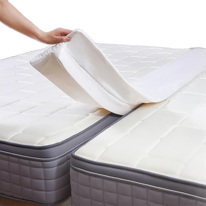 Custom-designed split-type extra-large crevice filling single to king bed conversion kit with washable cover