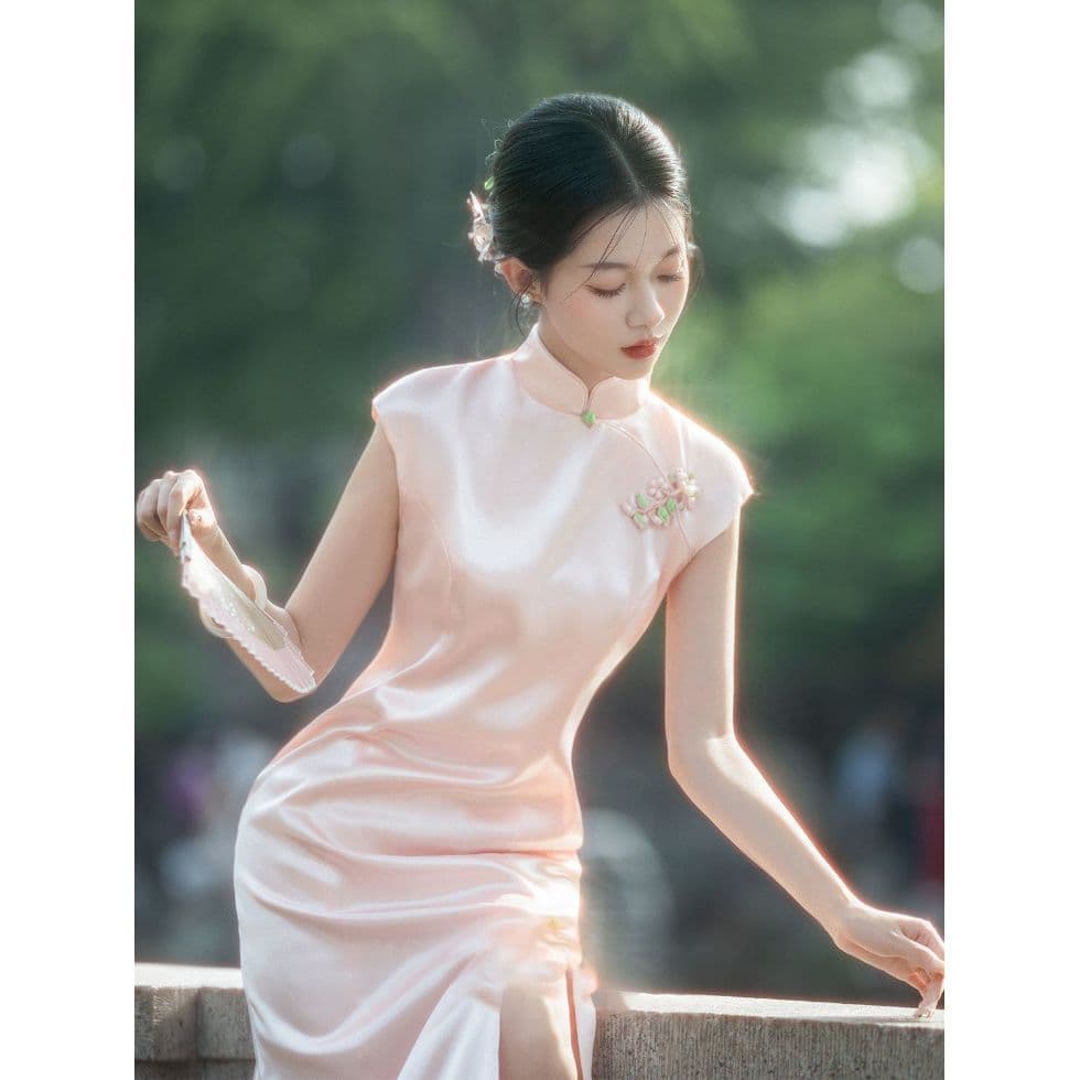 New Chinese-style Pink Cheongsam for Women, Elegant Modern Young Style, Stunning Wedding Dress, Daily Wear Dress