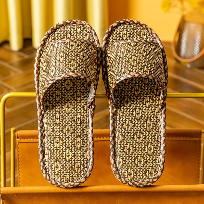 Linen Slippers for Spring, Summer, and Fall - Thick-Soled Rattan Woven Indoor Home Slippers for Men and Women - Wholesale