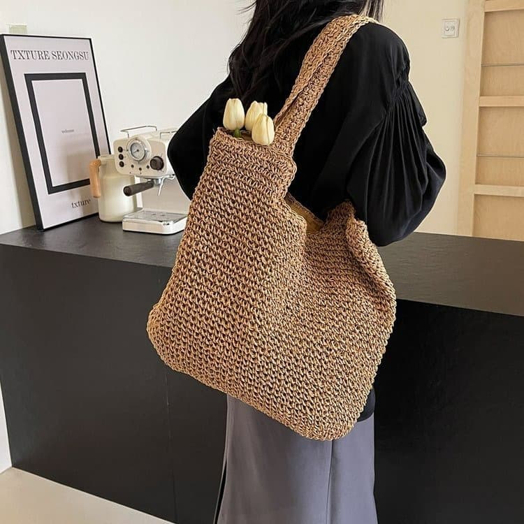 Handcrafted Straw Woven Bag Simple Shoulder Tote Large Capacity Beach Vacation Women's City Casual Style Soft Vertical Square Shape