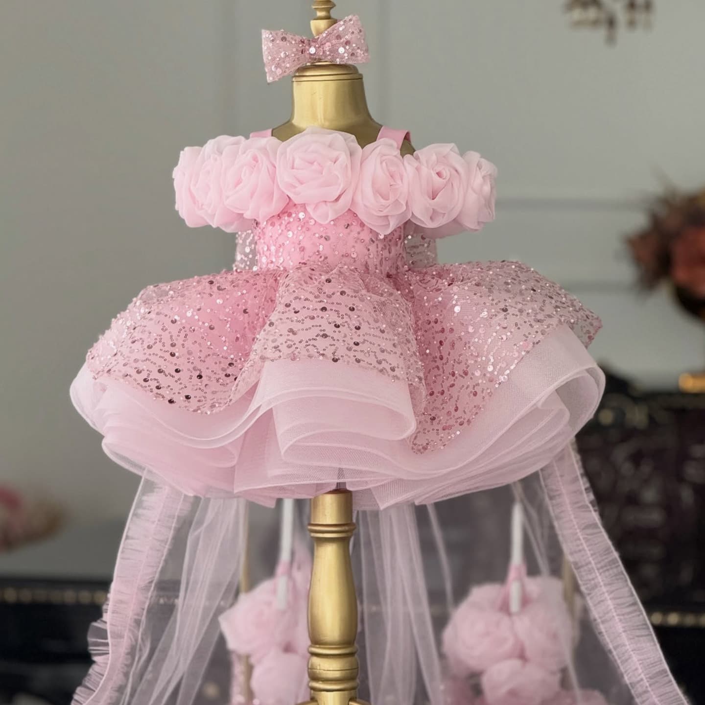 Girls' One-Shoulder Dress with 3D Flowers, Princess Dress with Sequins and Puffy Tulle, Model Runway Children's Performance Outfit