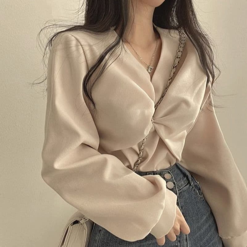 French Elegant V-Neck Shirt Women's Niche Design Sense Pleated Loose Blouse Autumn Winter New Long Sleeve Top