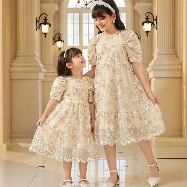 Amazon TK Export Mother-Daughter Matching Dress, Girls Summer Princess Dress with Lace Embroidery, Short Sleeve