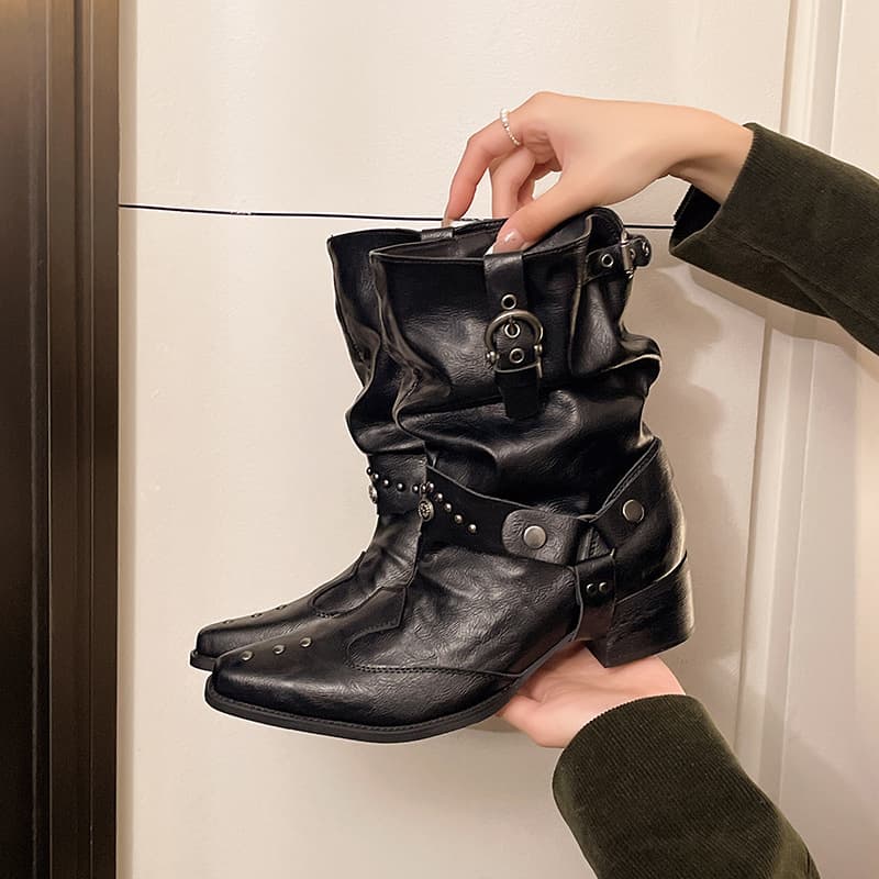 British style super hot pointed toe short boots 2026 autumn and winter new style thick heel rivet pile boots western cowboy fashion boots for women