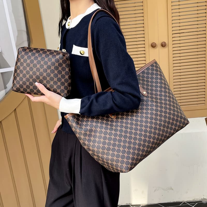 Korean Style Large Capacity Plaid Tote Bag Shoulder Bag Handbag Fashionable Casual PU Material Summer 2024 Daily Match