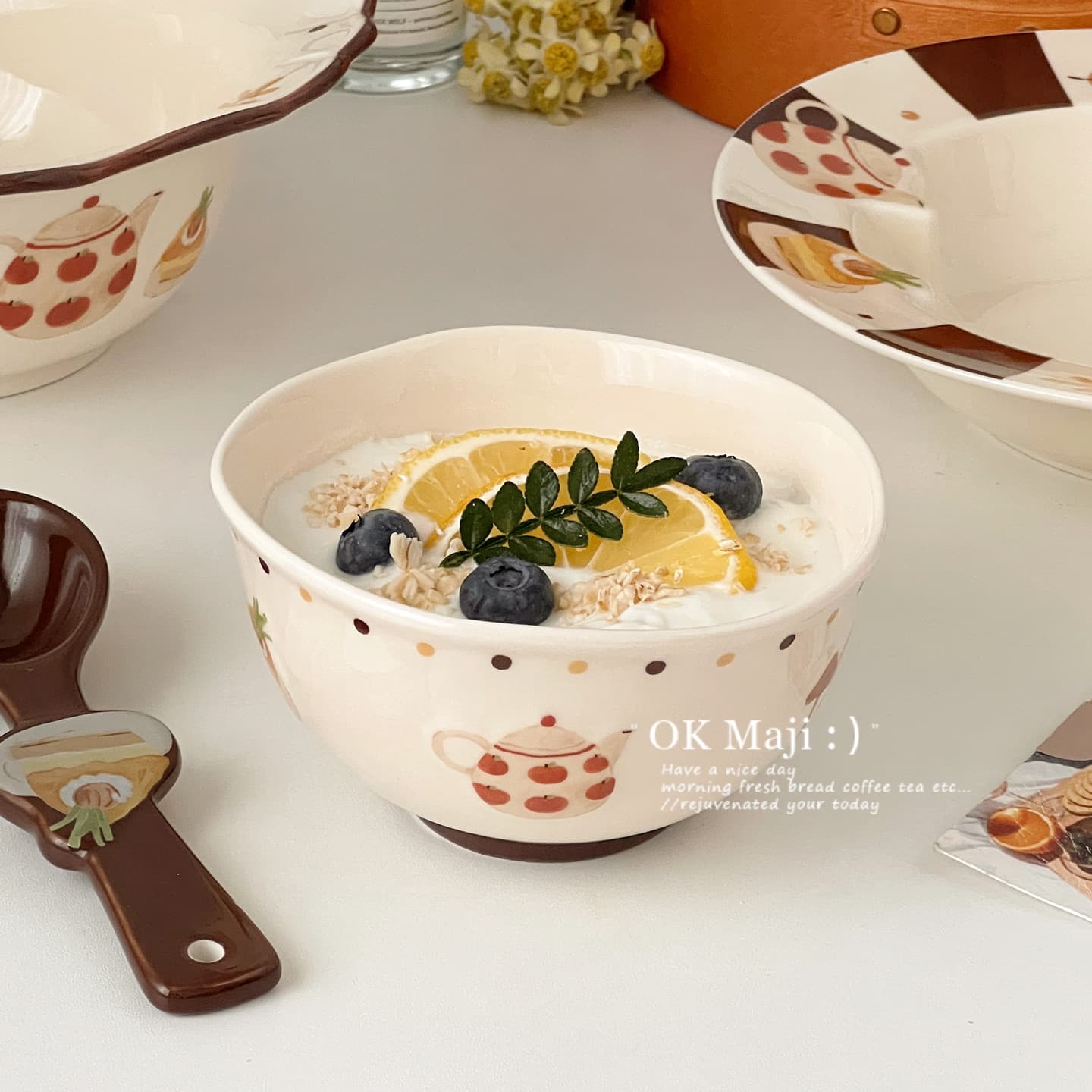 Especially beautiful dessert bowl, cute cartoon rice bowl, good-looking yogurt bowl, ceramic straw hat plate, instant noodle bowl, soup bowl