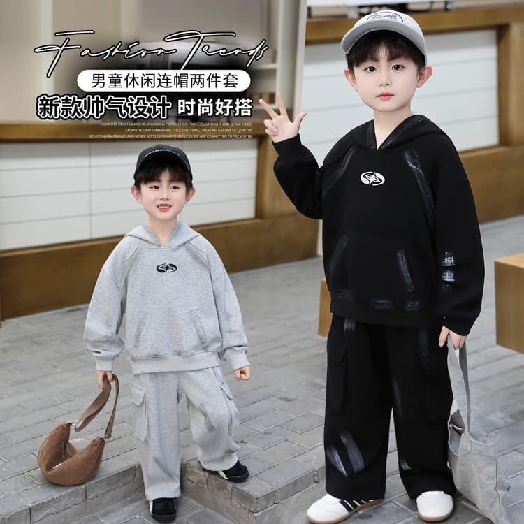 Boys Spring and Autumn Hoodie Set Korean Style Kids Cool Sports Two-Piece Set for Toddlers and Little Boys Edgy Stylish Clothing for Export
