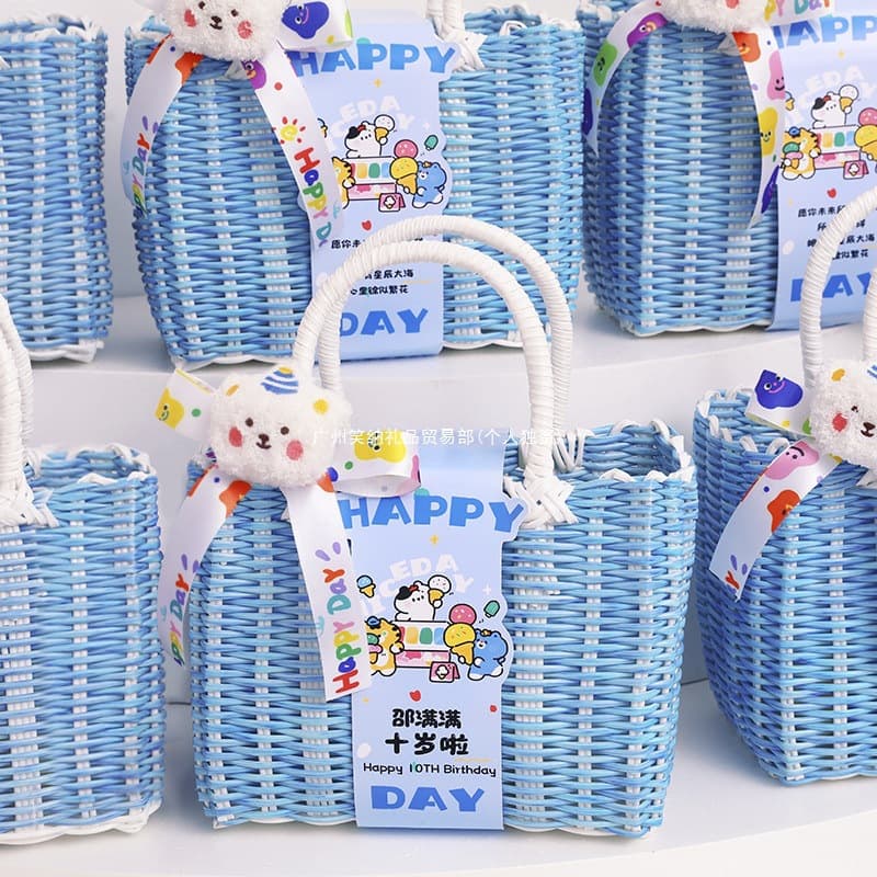 Wedding cakes, children's birthday souvenirs, baby full moon banquet gift boxes, birth first year return gifts, ten year old snacks return gifts, happy eggs