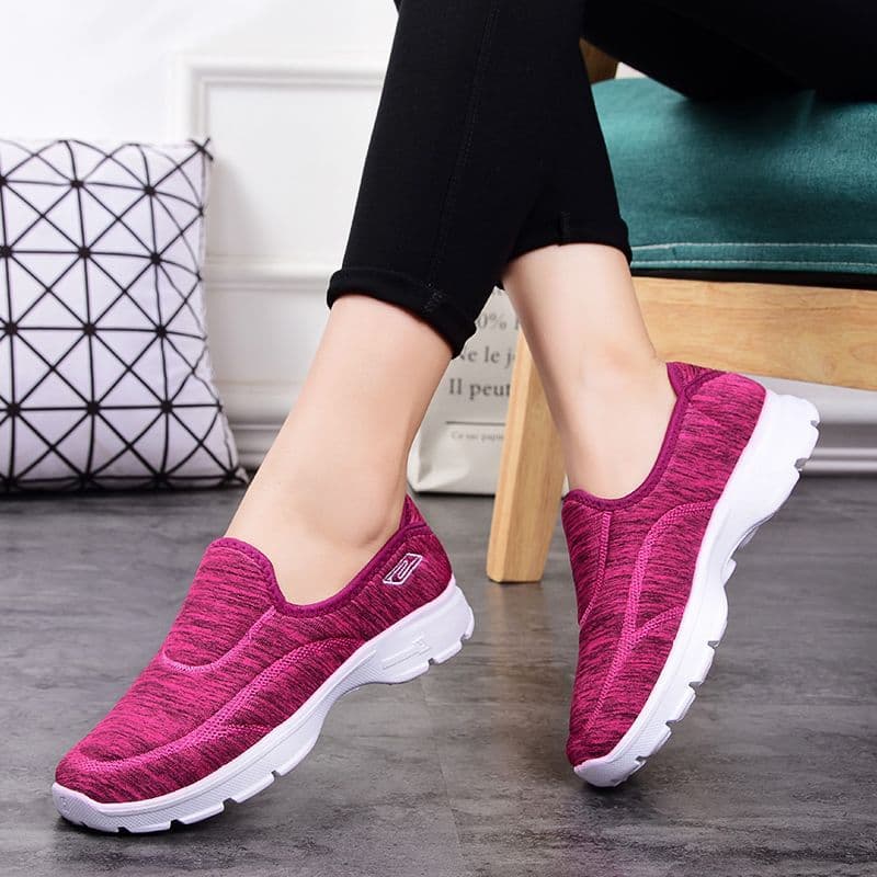 Old Beijing Cloth Shoes Women's Autumn Mother Shoes Slip-Ons Large Size Women's Shoes Middle-Aged and Elderly One-Step Grandma Shoes