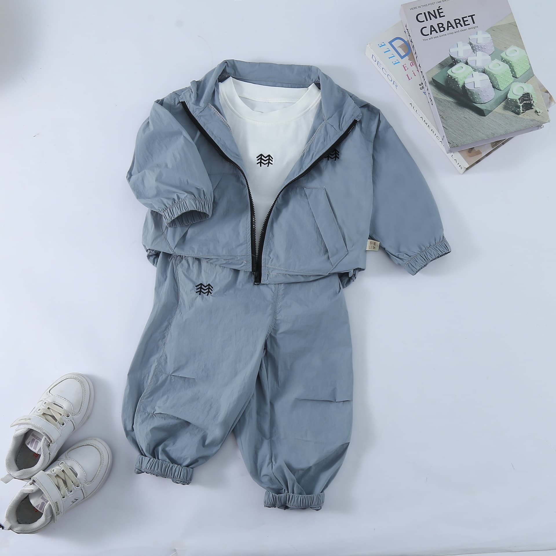 Children's Thin Sun Protection Jacket Skin-Friendly Air Conditioning Wear for Boys Summer UV-Proof Breathable Fashion 3-Piece Set