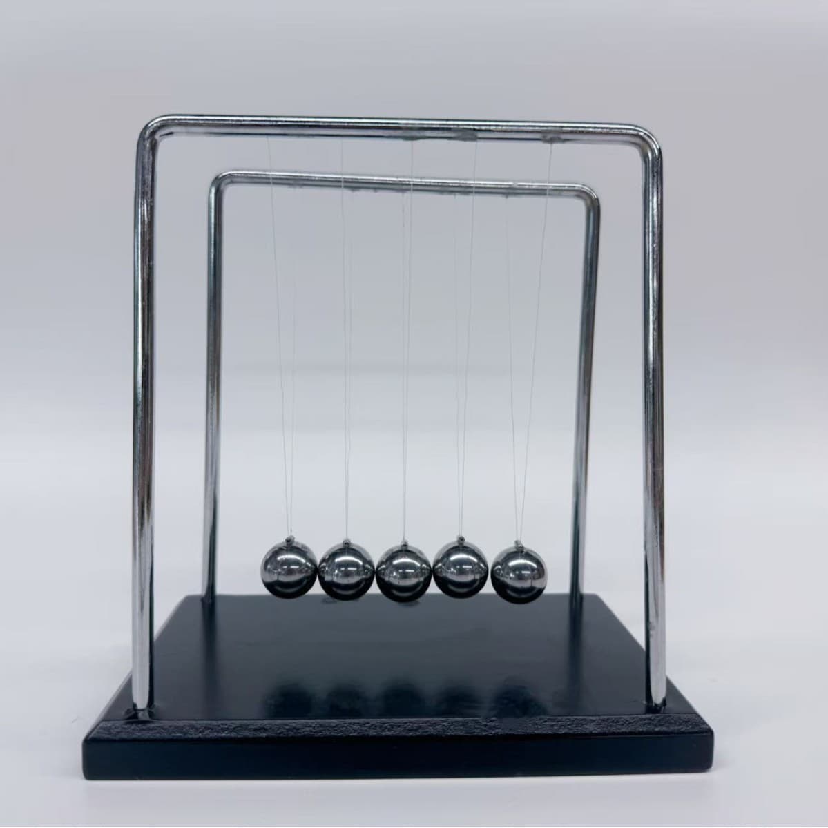 Rectangular Metal Wood Base Newton's Bouncing Ball Decor Modern Swinging Desk Ball Creative Gift