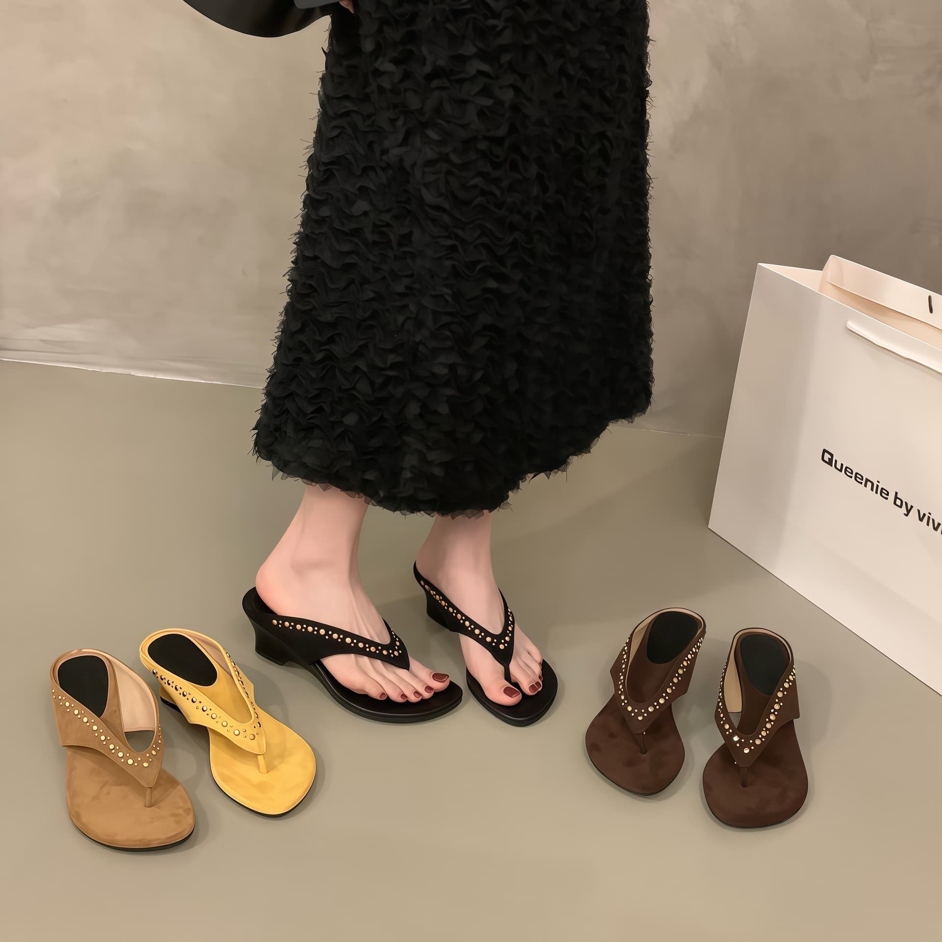 ChuYuJi Wedge Heel Retro Stud Flip-Flop Sandals Women Outdoor 2026 New Summer with Dresses