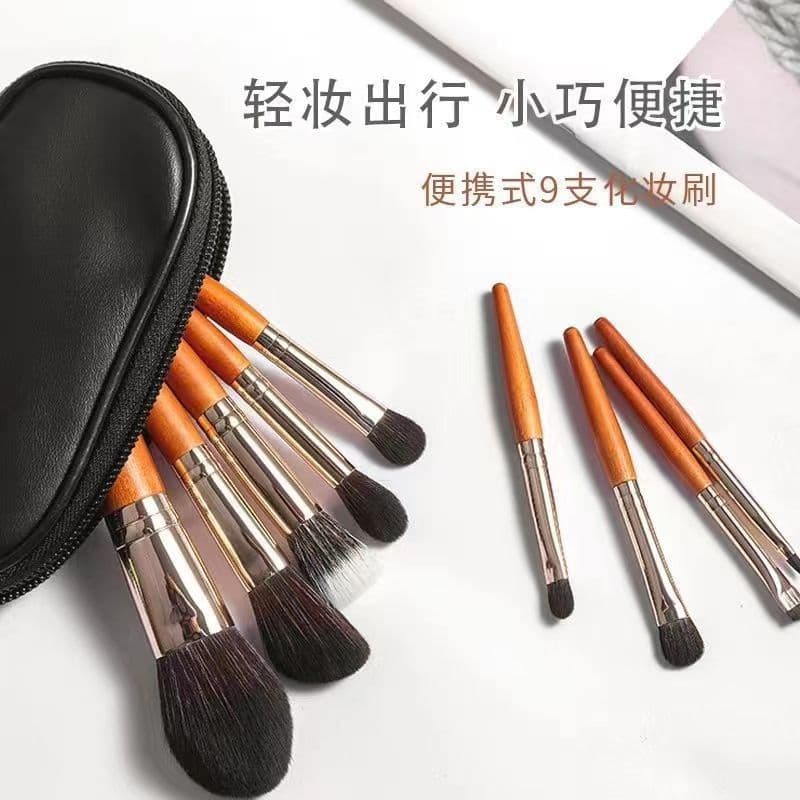 Portable Makeup Brush Set Mini Makeup Tools Wooden Handle Makeup Brushes Travel Set Makeup Supplies Eyeshadow Brush