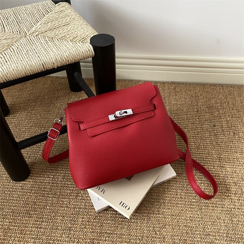 Xiaofang Bag Women's Niche Design Simple Casual Minimalist Commuter Shoulder Bag Fashion Summer Crossbody Bag