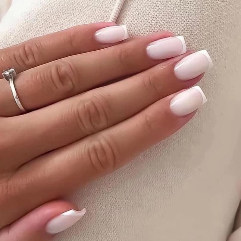 Simple French-style white girly gentle nail art, European square false nails, wholesale finished nail art pieces, practice nails