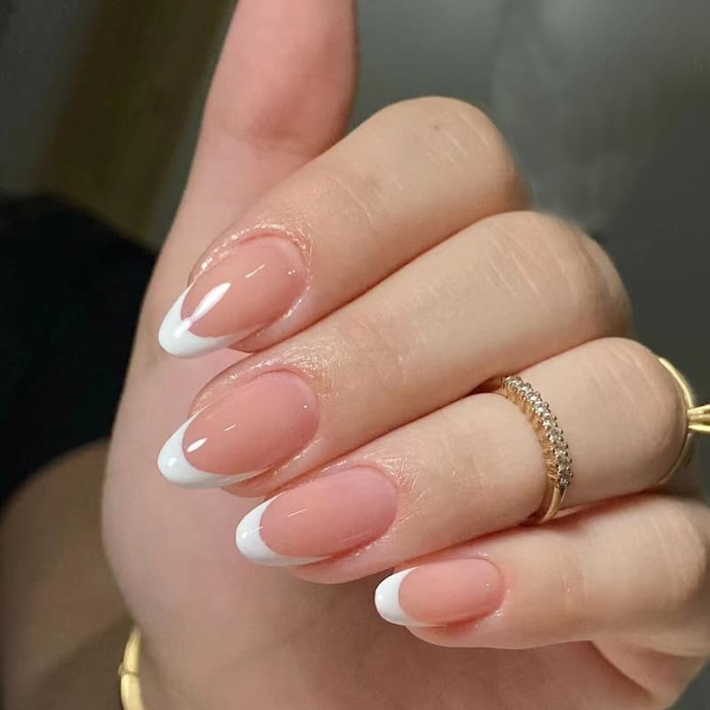 Overseas Gradient French False Nails Wearable Nail Tips Short Almond Nails Cross-border Almond Nails 30 Pieces