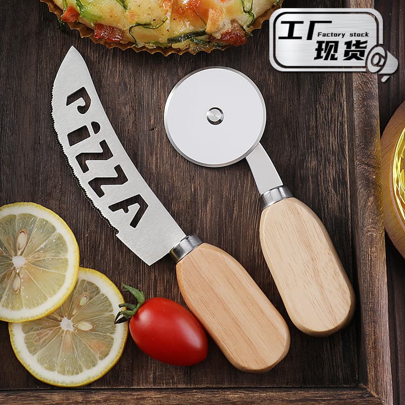Stainless steel pizza cutter, oak handle pizza roll cutter, pizza cutter, baking tools, pizza cutter.