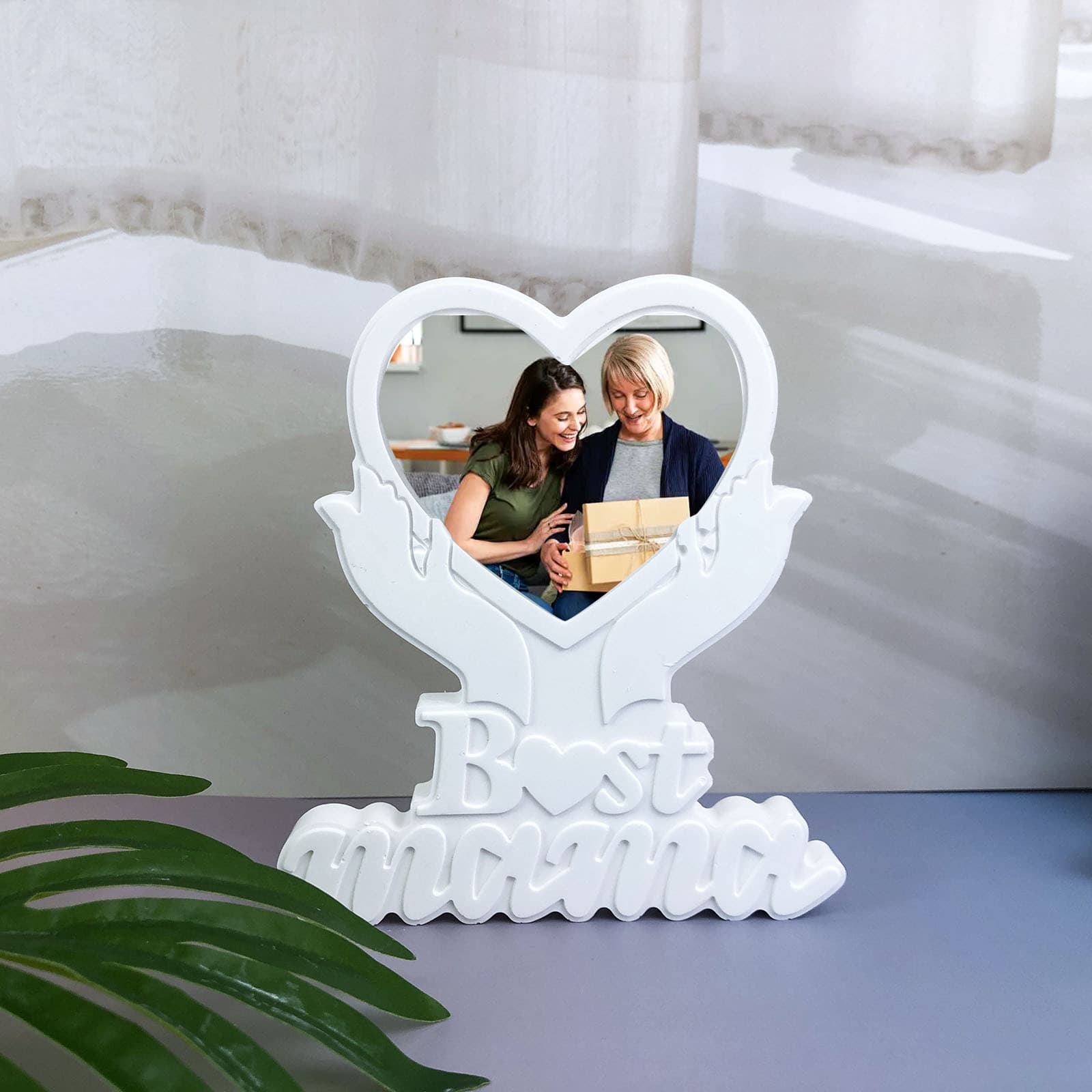 X0709 Hand Holding Heart Photo Frame Ornament Decorative Cement Plaster Mold DIY Silicone Mold