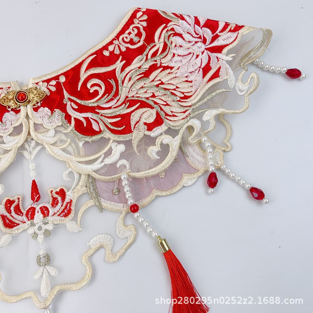 Red phoenix embroidered cloud shoulder bridal shawl, Hanfu dress with tassel collar and accessories.